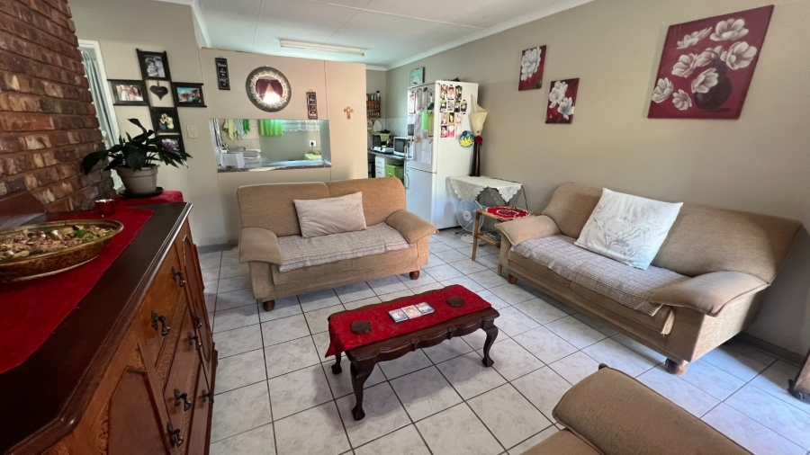 2 Bedroom Property for Sale in Navalsig Free State